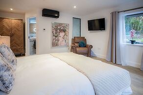 The Sleeping Giant - Pen Y Cae Inn