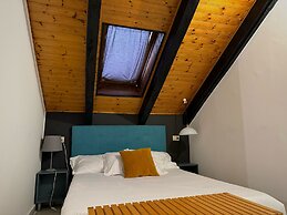 HOSTING DREAMS ATTICS DUOMO