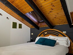 HOSTING DREAMS ATTICS DUOMO