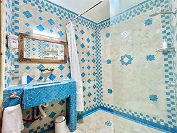 Riad Noor Medina