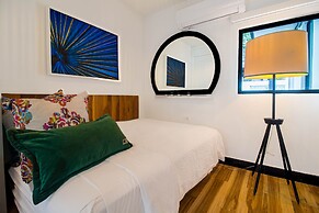 Villa Azure Ocean Suites