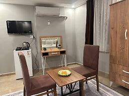 Otelux Apart
