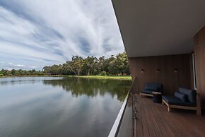 Edge Luxury Villas