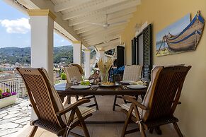 Solaris Methea Deluxe Suites