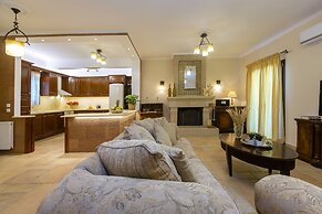 Solaris Methea Deluxe Suites