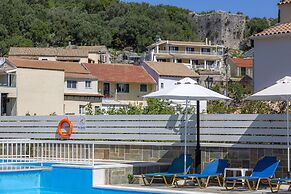Solaris Methea Deluxe Suites