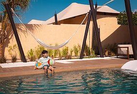 Bab Al Nojoum Hudayriyat Villas