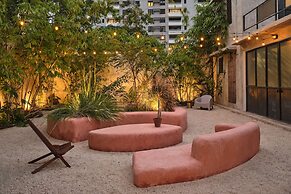 CASA FRIDA by DW
