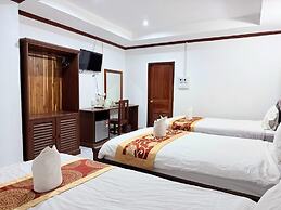 Vangvieng Sisavang Mountain View Hotel