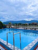 Vangvieng Sisavang Mountain View Hotel
