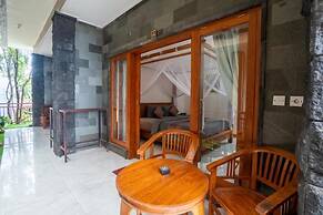 Pakvo's House
