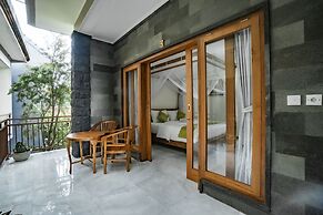 Pakvo's House
