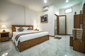 Pakvo's House