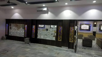 Hotel Redbury