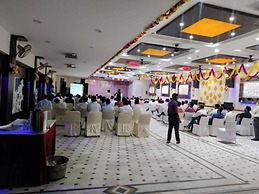 Hotel Redbury