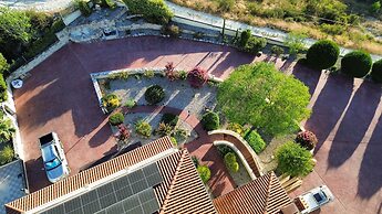 Letymvou Terrace