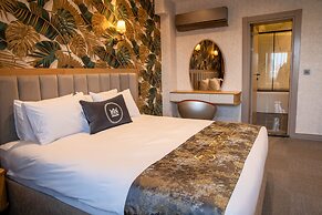 Mateo Hotel