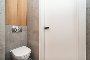 Charming Apartment In Famous Area