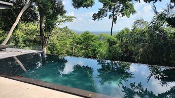 Exclusive Community Easy Access Oceanview Pool