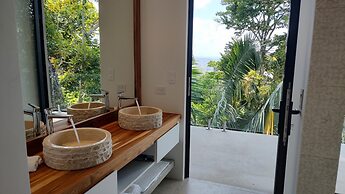 Exclusive Community Easy Access Oceanview Pool