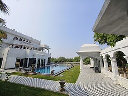 Simmba Resort