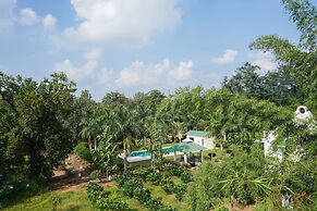 Village Machaan Resort
