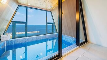 M Stay Pool Villa