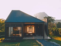 THE CAMPIAN