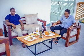 Teranga Lodge & Restaurant
