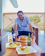 Teranga Lodge & Restaurant