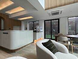 Jace Ratchada Hotel