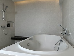Jace Ratchada Hotel