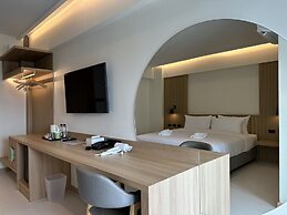 Jace Ratchada Hotel