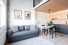Fabulous & Historical Top Floor Loft in Pyynikki