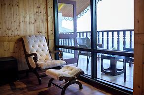 Istana Resorts