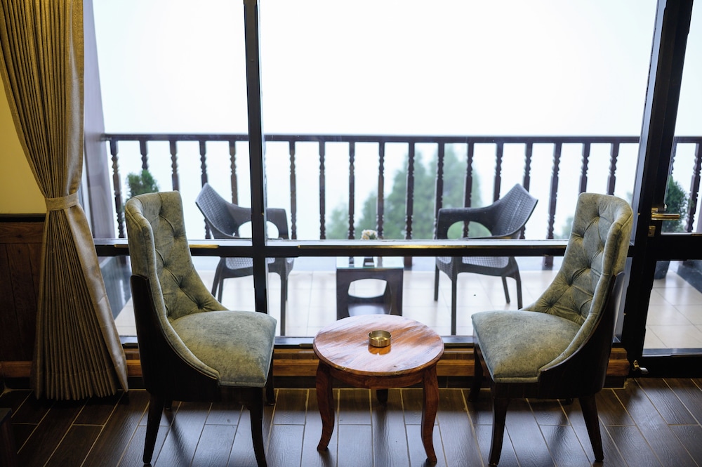 Istana Resorts