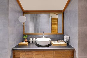 Lemon Tree Wildlife Resort Kanha