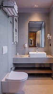 SQUARE by Margo Hotel