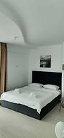 Wave 3 Promenada Apartments