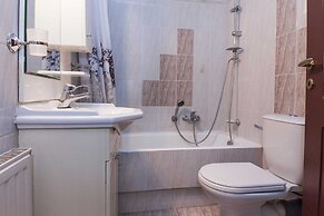 Vironas Delight 1Bd Apt w Lovely Balcony