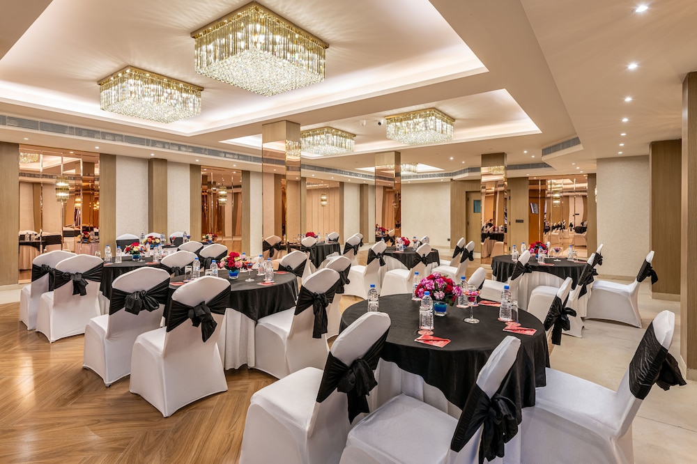 Lords Eco Inn Dehradun