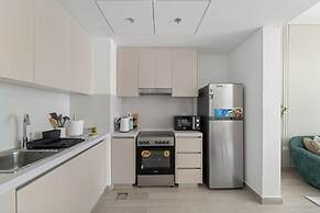 Silkhaus Waters Edge Tower - Yas Island