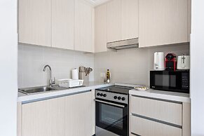 Silkhaus Waters Edge Tower - Yas Island