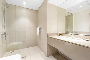 Silkhaus Waters Edge Tower - Yas Island