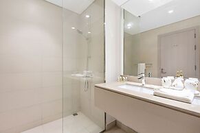 Silkhaus Waters Edge Tower - Yas Island