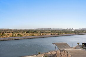 Silkhaus Waters Edge Tower - Yas Island