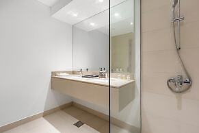 Silkhaus Waters Edge Tower - Yas Island
