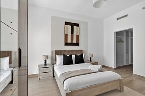 Silkhaus Waters Edge Tower - Yas Island