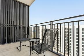 Silkhaus Waters Edge Tower - Yas Island