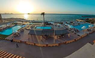 Amwaj Hotel